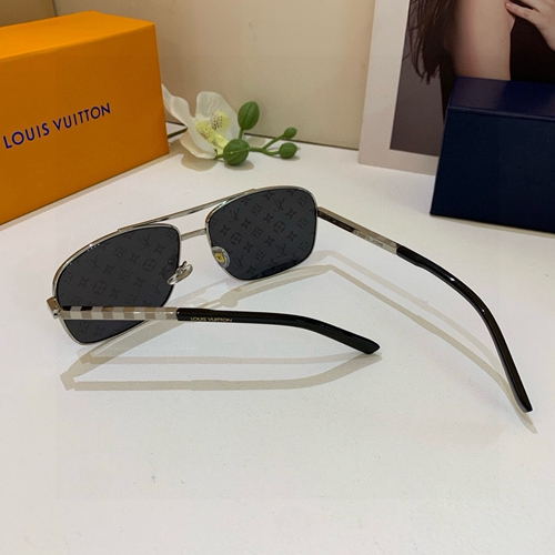 ルイヴィトンサングラス着用イメージ